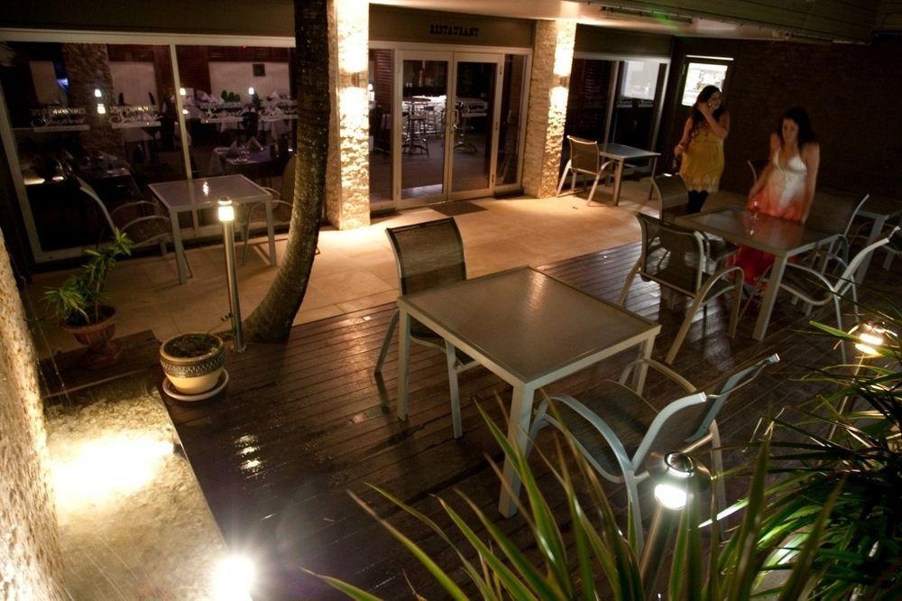 Country Plaza Motor Inn Mackay Kültér fotó